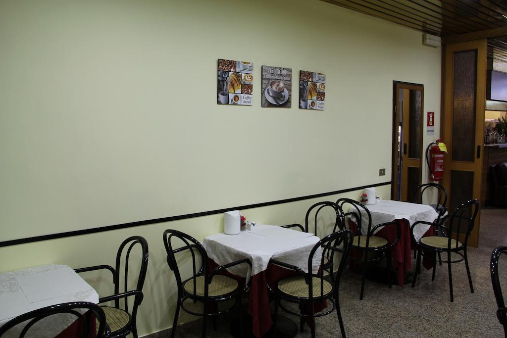Hotel Lugano Milan Exterior photo